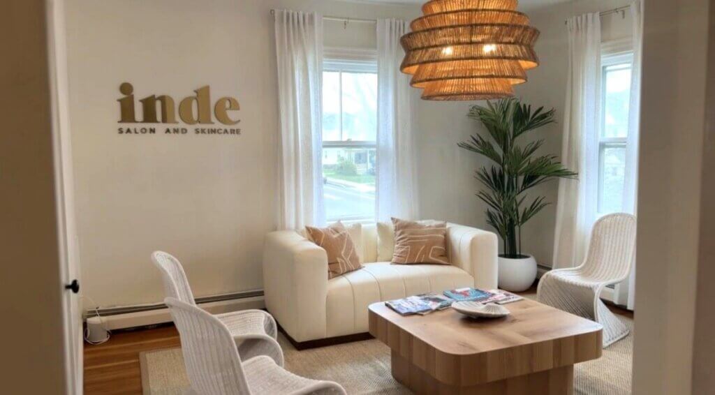 inde salon quincy ma reception seating area 1